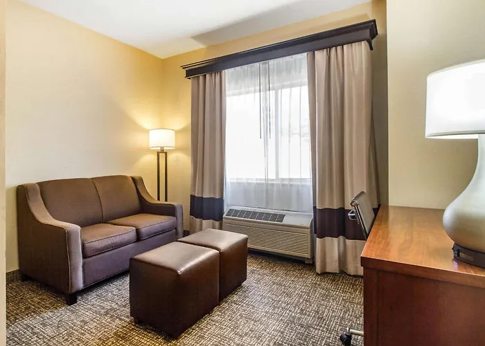 Quality Suites Corbin North